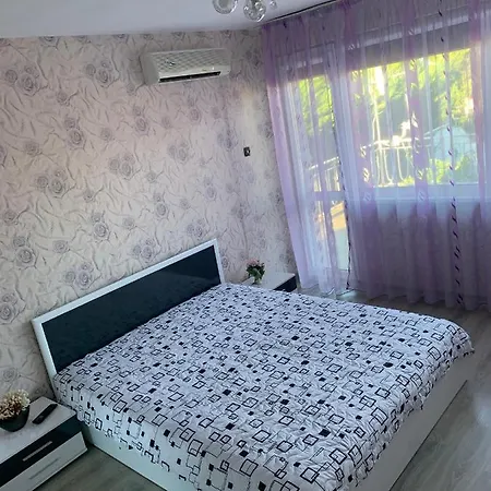 във артемида דירה